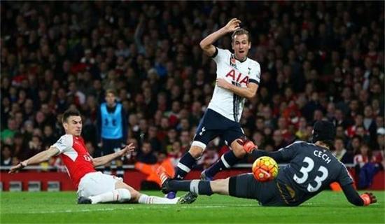 更展示了他 更展示了他